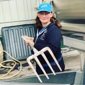 Meet your Posher, Della